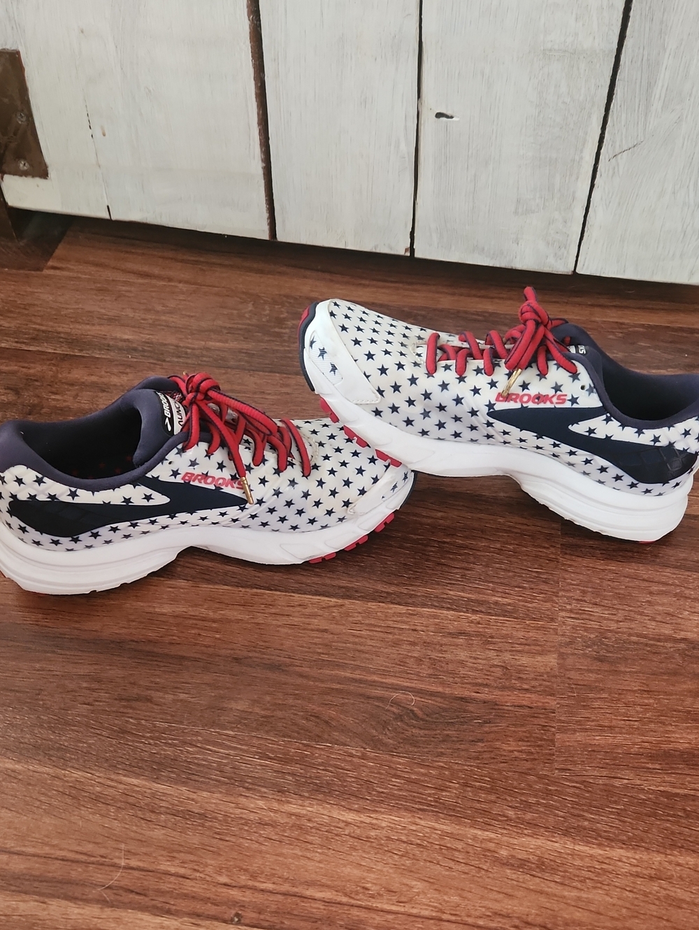 Brooks Launch 3 Womens Size 6 Patriotic Victory Collection - Picture 5 of 9